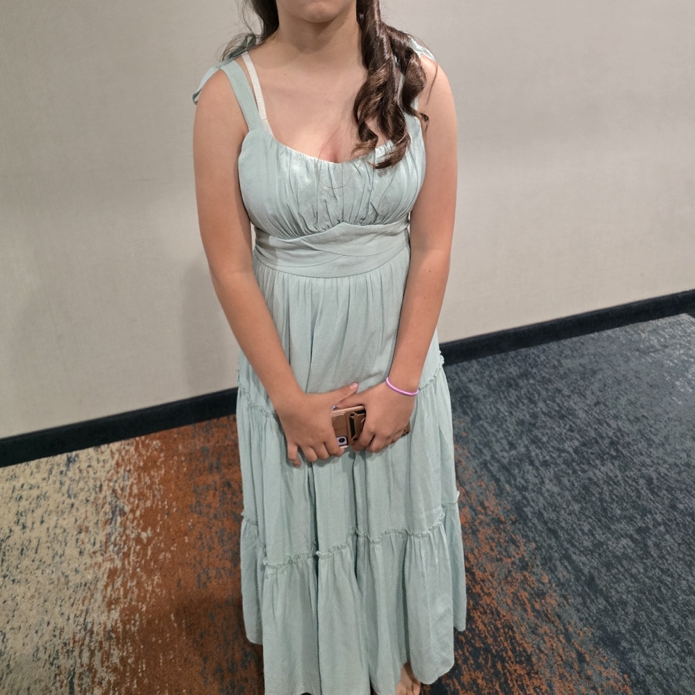 Chic Sage Green Maxi Dress